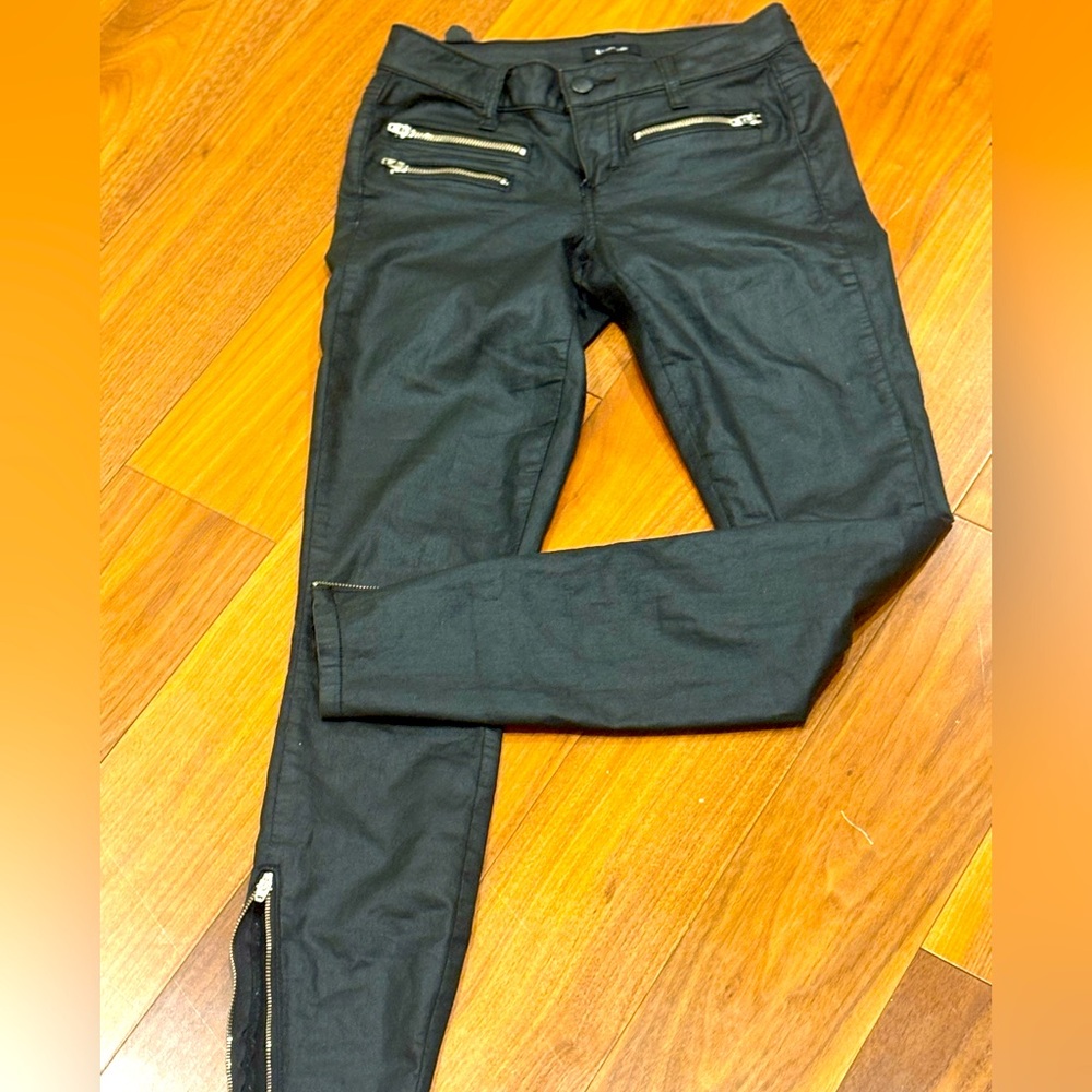 2/$40 Bebe - Slim Moto Zip-Detail Womens Pants - Black